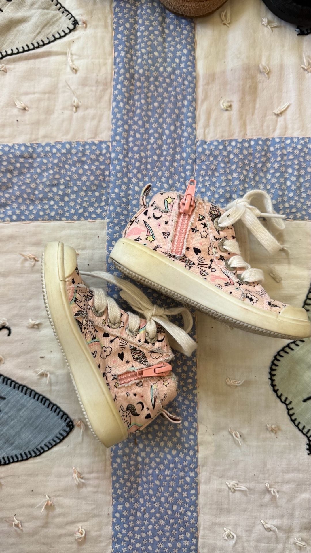 Blowfish Malibu Kids High Top Sneakers Pink Size 6 3
