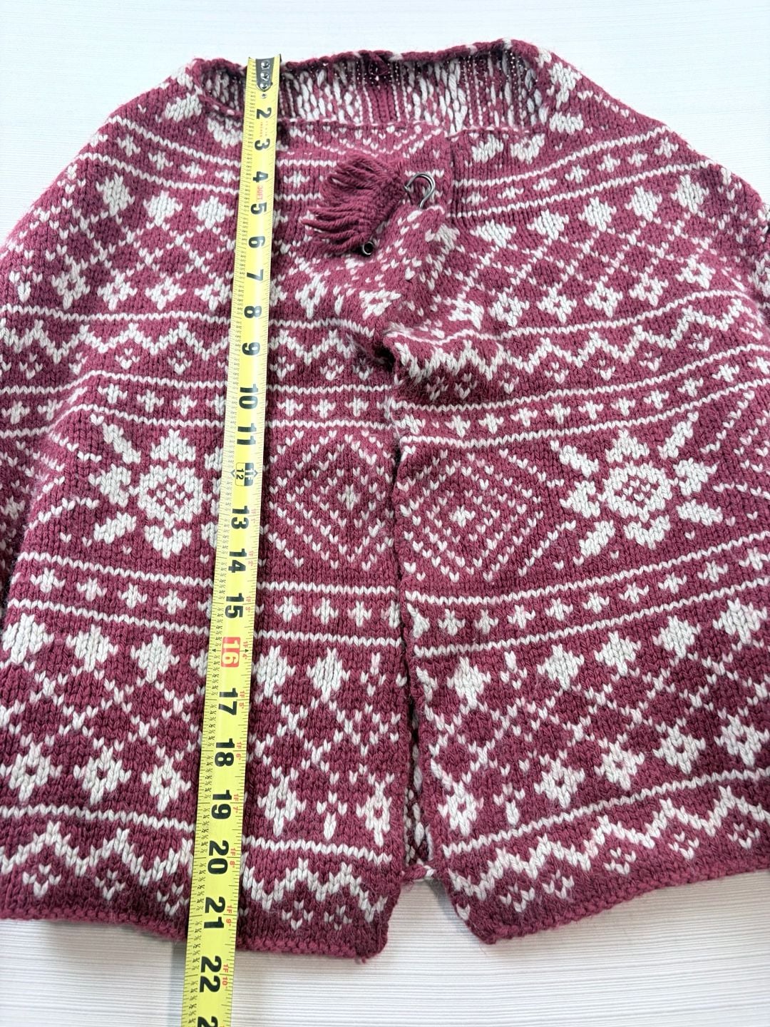 Cabi Fair Isle Cape Sweater Size M Red White Knit Poncho Cardigan 7