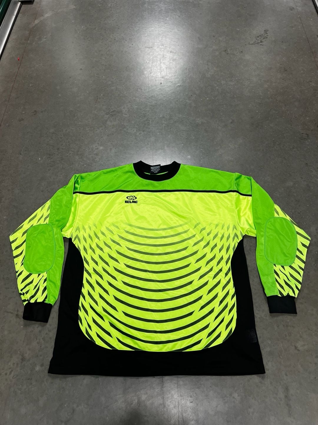 Kelme Goalkeeper Jersey Long Sleeve Neon Green Black L 3