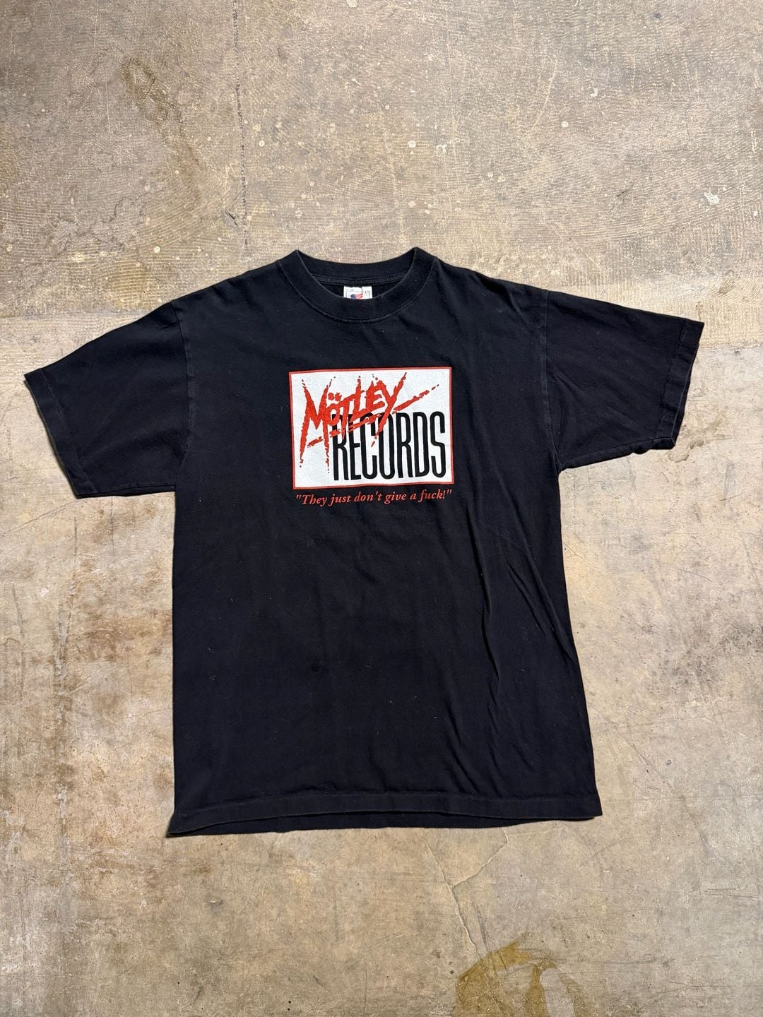 T-America Motley Records Motley Crue T-Shirt Size L Black 2
