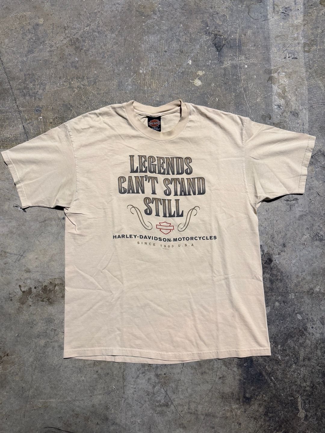 Harley Davidson Memphis T-Shirt Size XL Tan Legends Can't Stand Still 2000 2