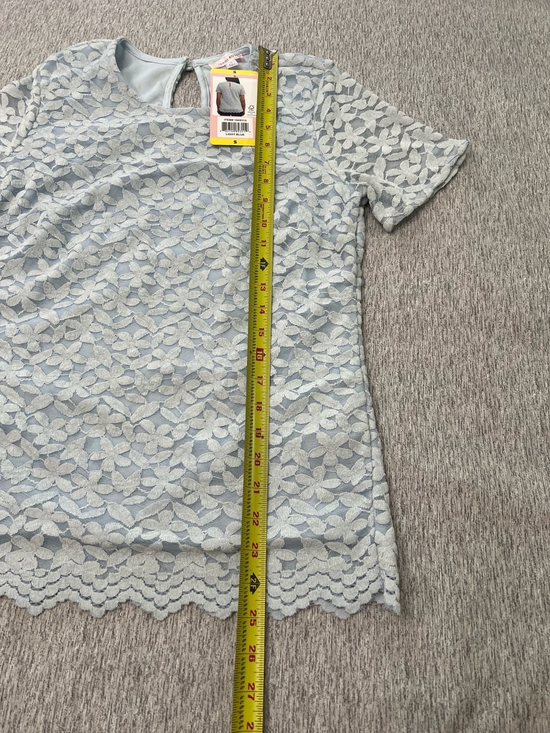 Teddi Rose Women's Floral Lace Blouse Light Blue Size S Short Sleeve NWT 4