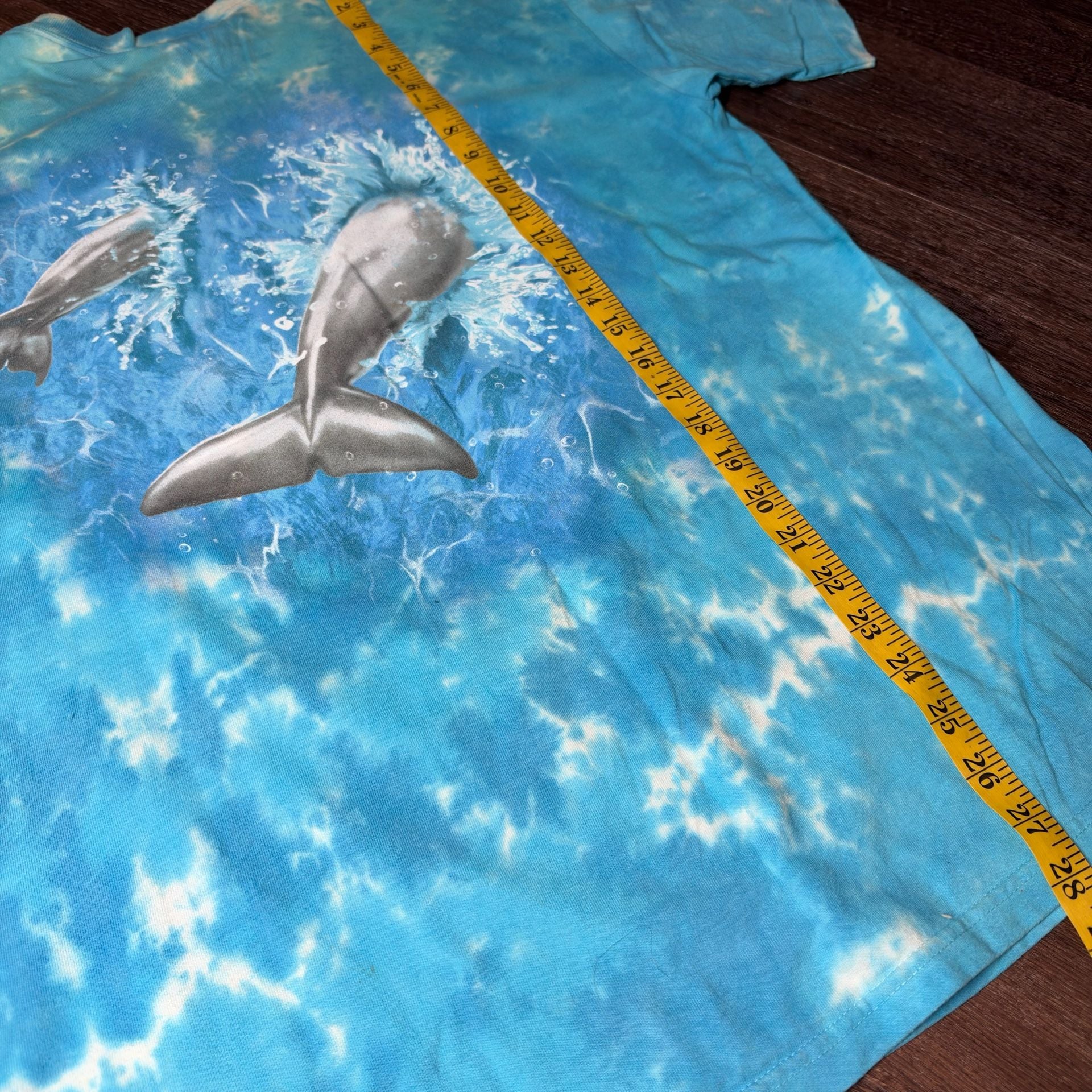 Vintage SeaWorld Dolphin Tie Dye T-Shirt Size Large Blue Breakthrough AOP 4