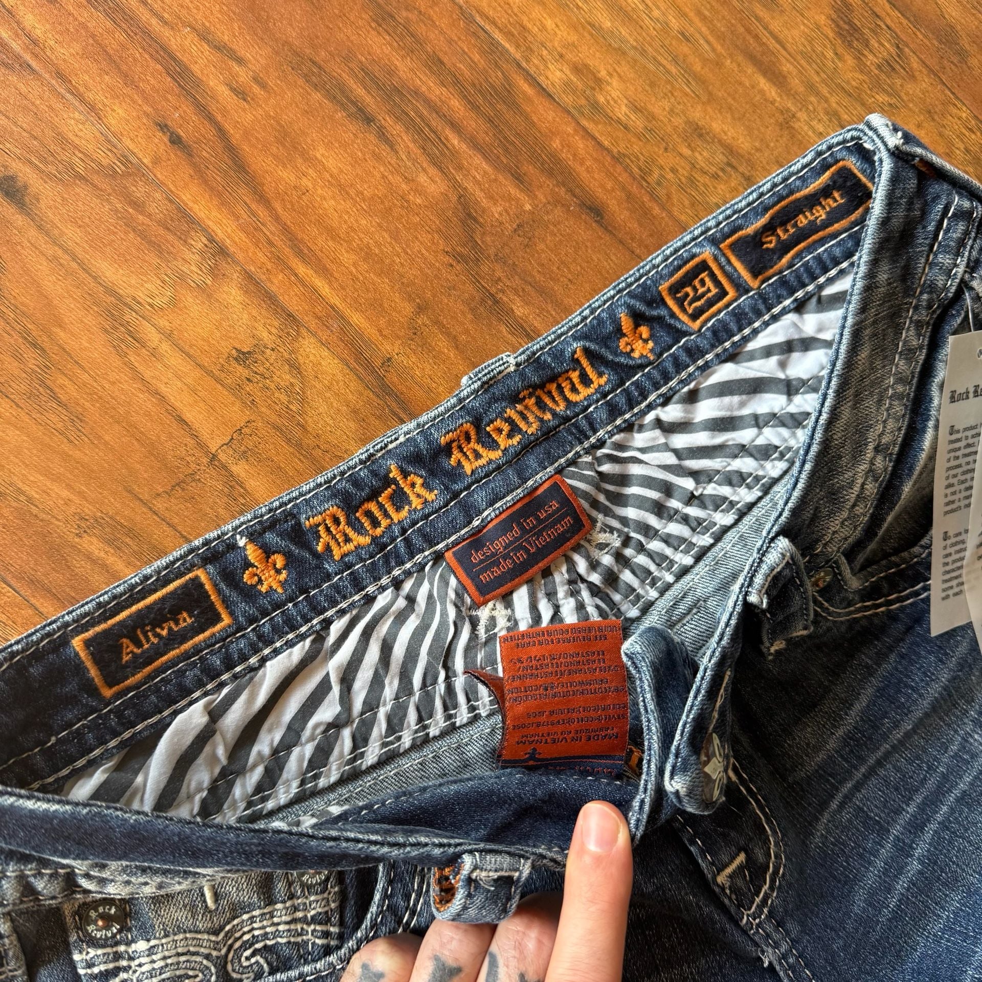 Rock Revival Alivia Straight Jeans Womens 29 Distressed Blue Denim Flap Pock NWT 4
