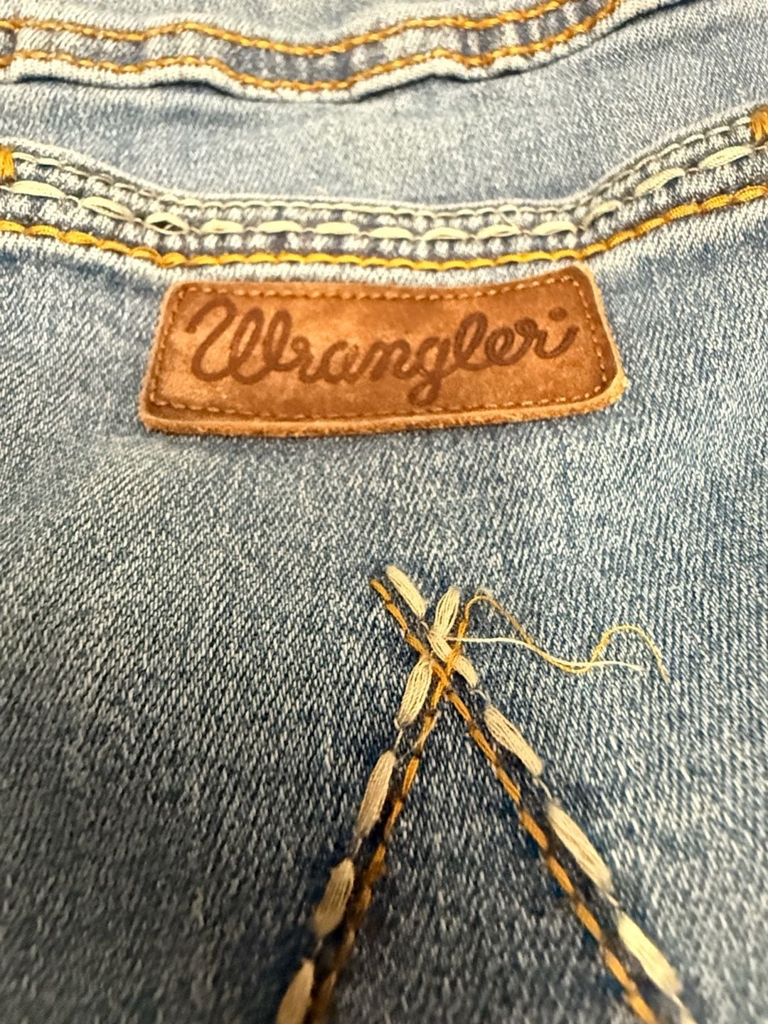 Wrangler Women's Bootcut Jeans Light Wash Tall Size 15/16 x 34 Western 6