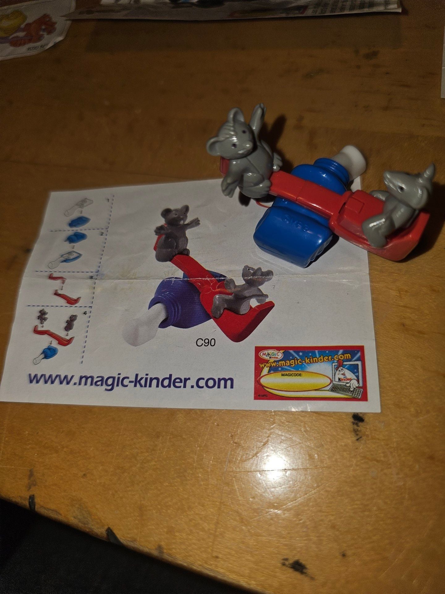 Kinder Surprise Toy Magic Kinder C90 Seesaw Mice 1