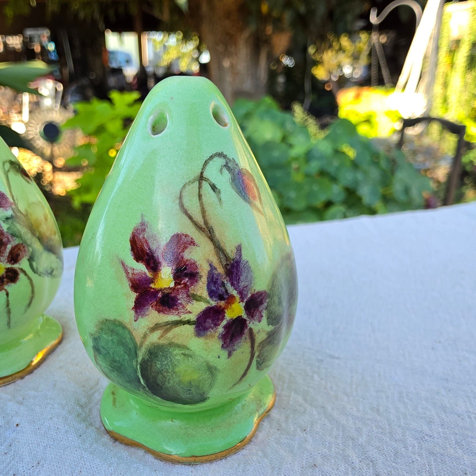 Vintage Hand Painted Floral Salt And Pepper Shakers Made In England 2