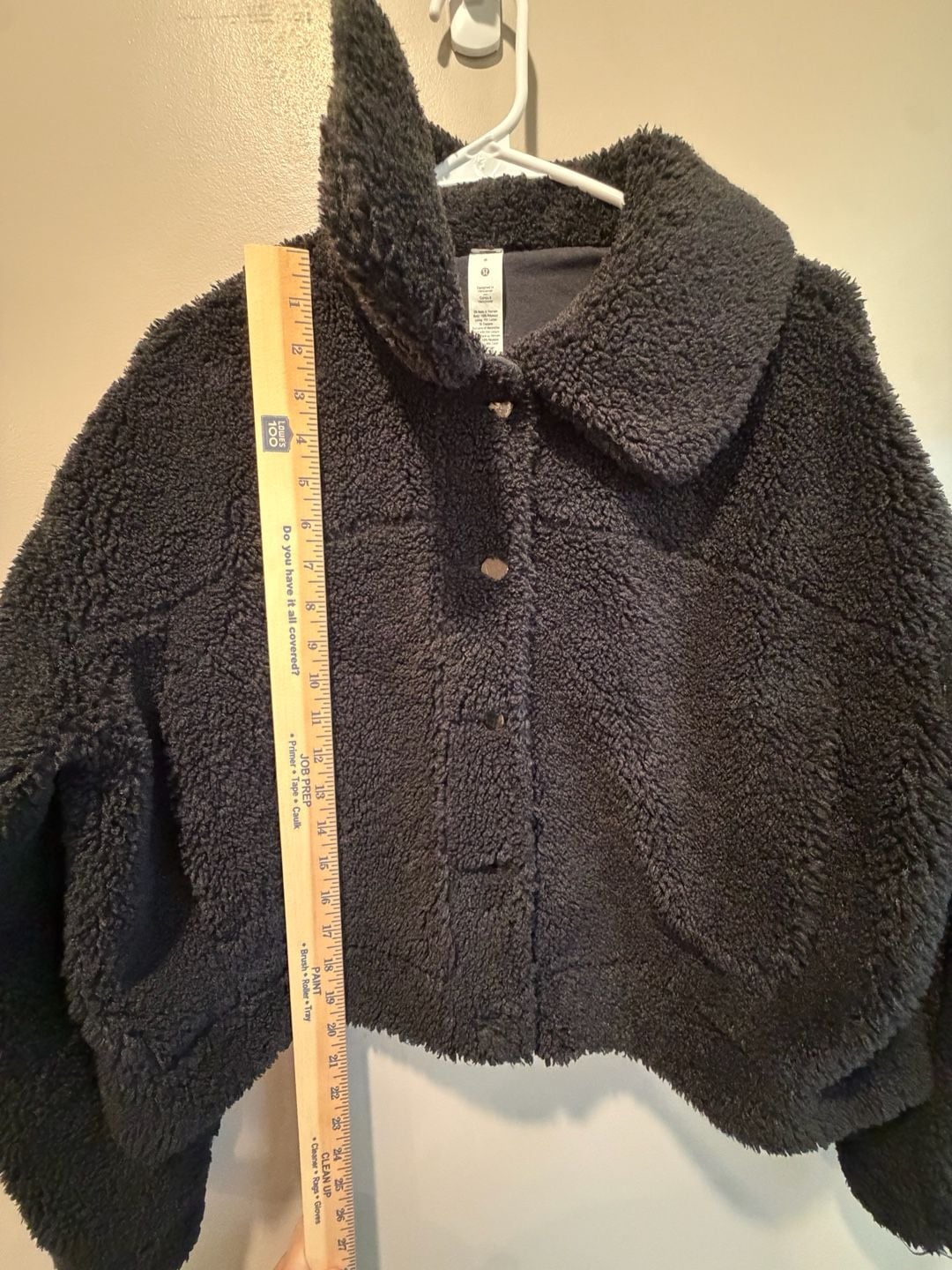 Lululemon Fleece Jacket Size 8 Black Sherpa Cropped Button Up 8