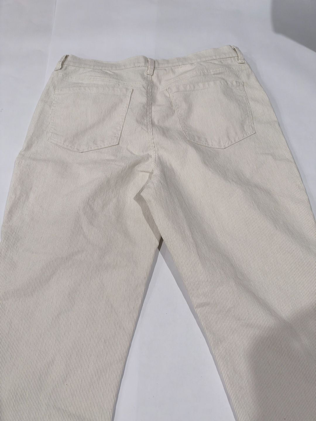 Gloria Vanderbilt Amanda Capri Size 16 9