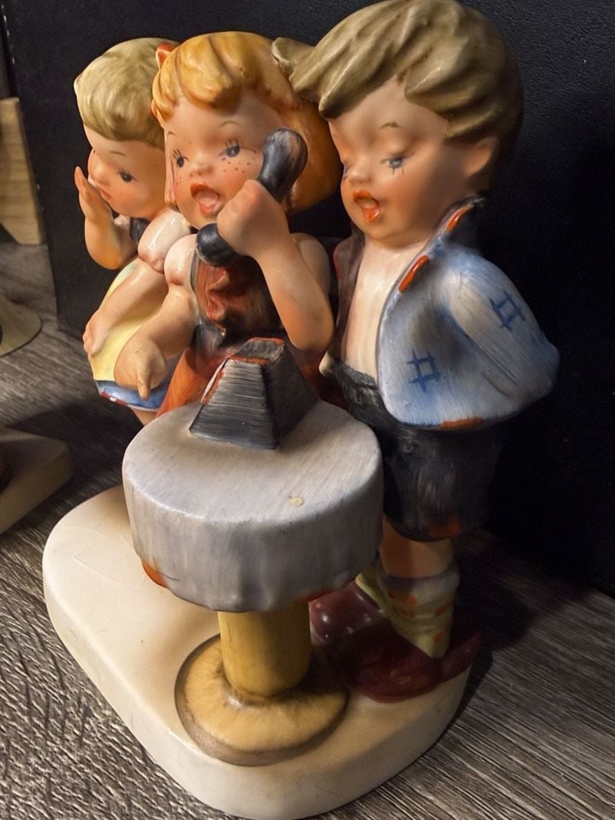 Hummel/NAPCO Ceramic Figurine Lot 6