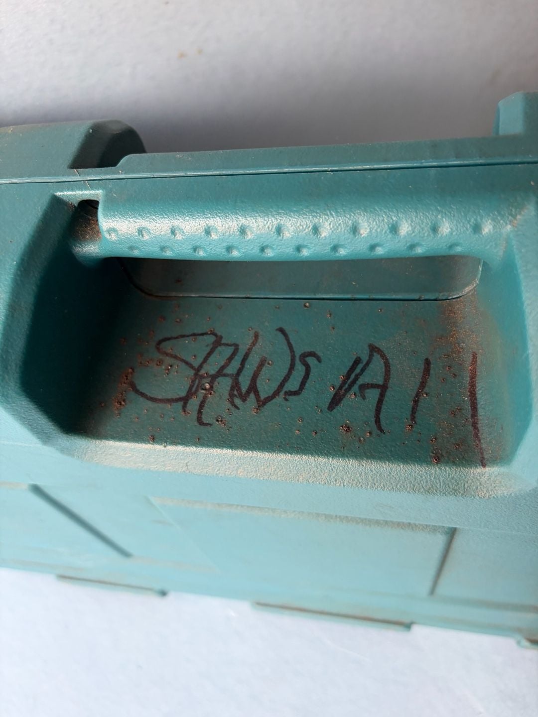 Makita JR3050T Reciprocasting Saw -  With Case And several Blades excellent cond 13