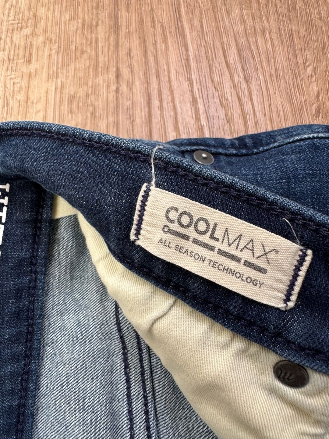 Madewell Men’s Athletic Slim Jeans Dark Wash COOLMAX Stretch Denim 30x32
8