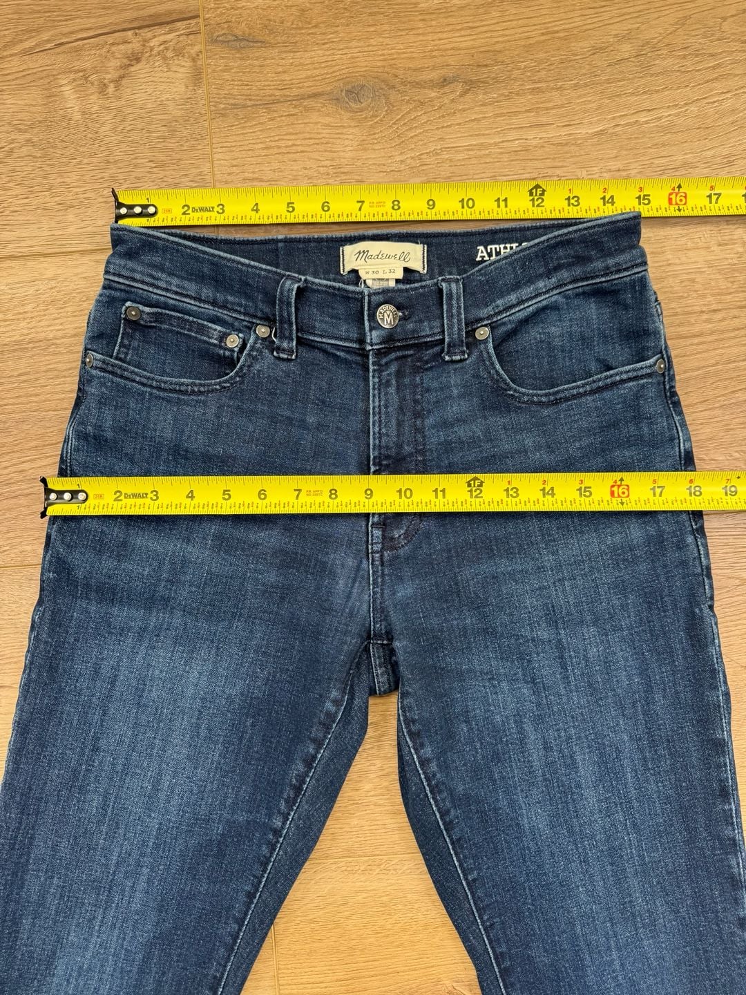 Madewell Men’s Athletic Slim Jeans Dark Wash COOLMAX Stretch Denim 30x32
11