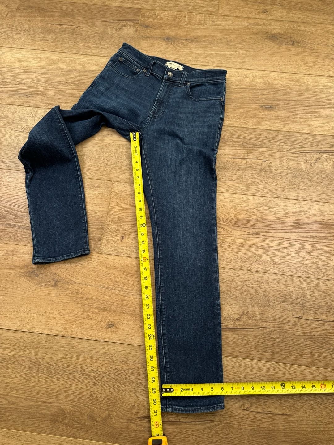 Madewell Men’s Athletic Slim Jeans Dark Wash COOLMAX Stretch Denim 30x32
12