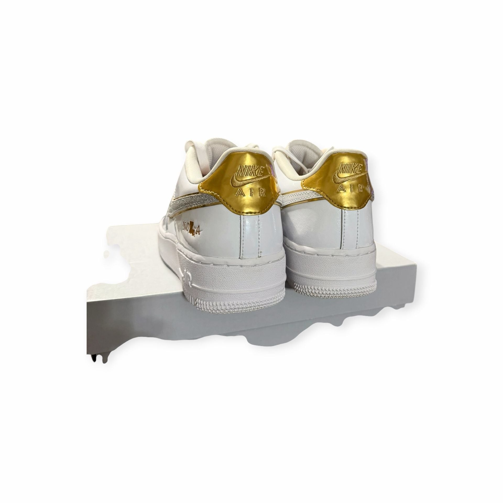 Nike Air Force 1 Low NOLA White Gold Glitter Sneakers -6Y/7.5W 4