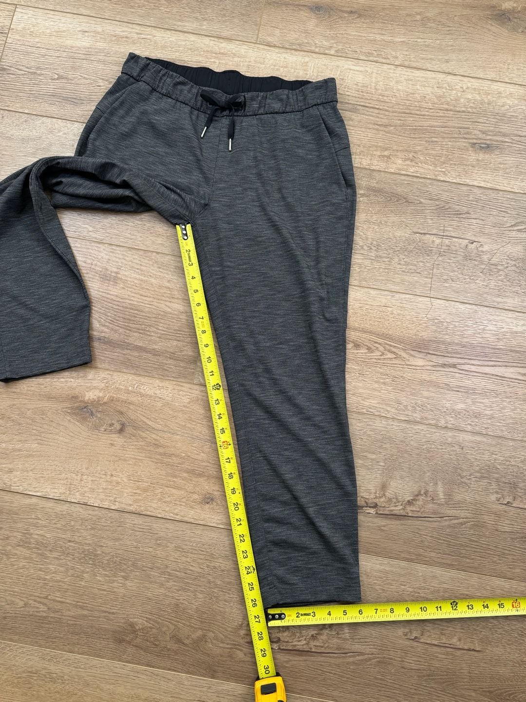 Lululemon Women’s Heathered Gray Drawstring Stretch Pants Size 10 8