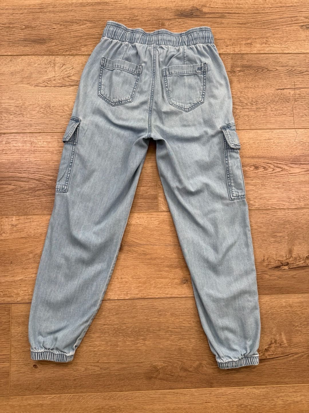 American Eagle Women’s Cargo Jogger Jeans Light Wash Denim 00 Short 10