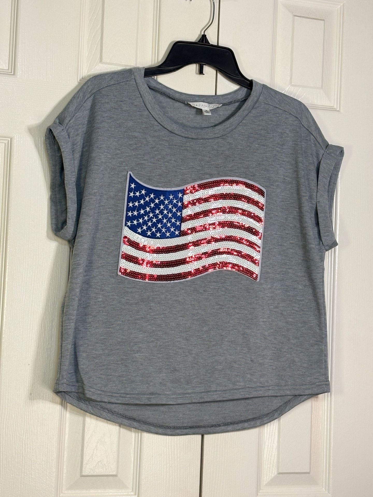 B Famous Sequin American Flag T-Shirt Size M Gray 5