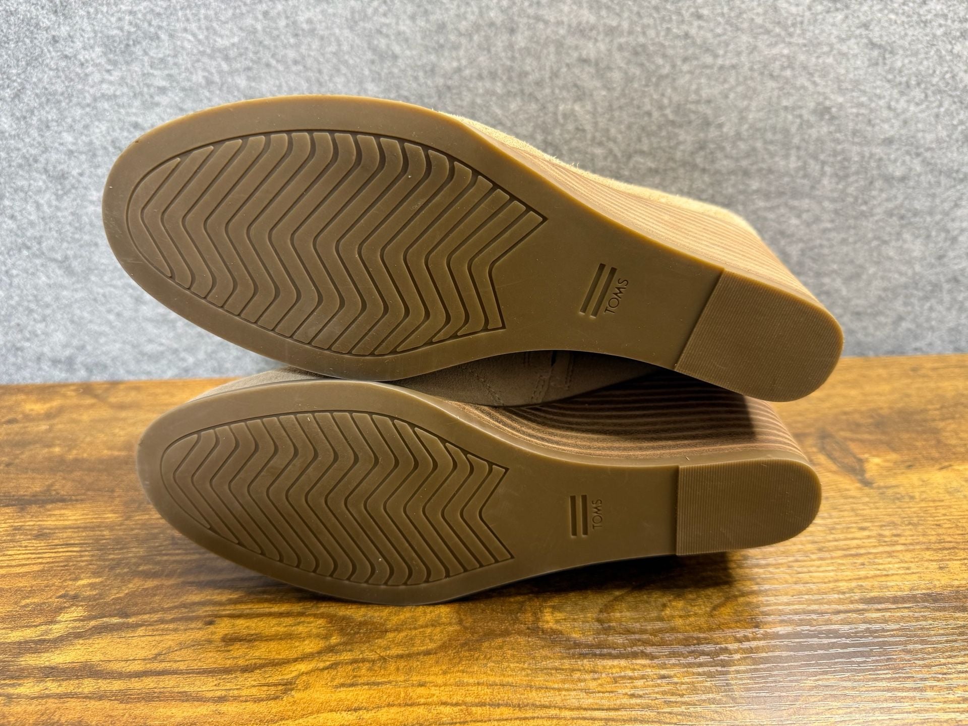 Toms Suede Wedge Ankle Boots Tan 6