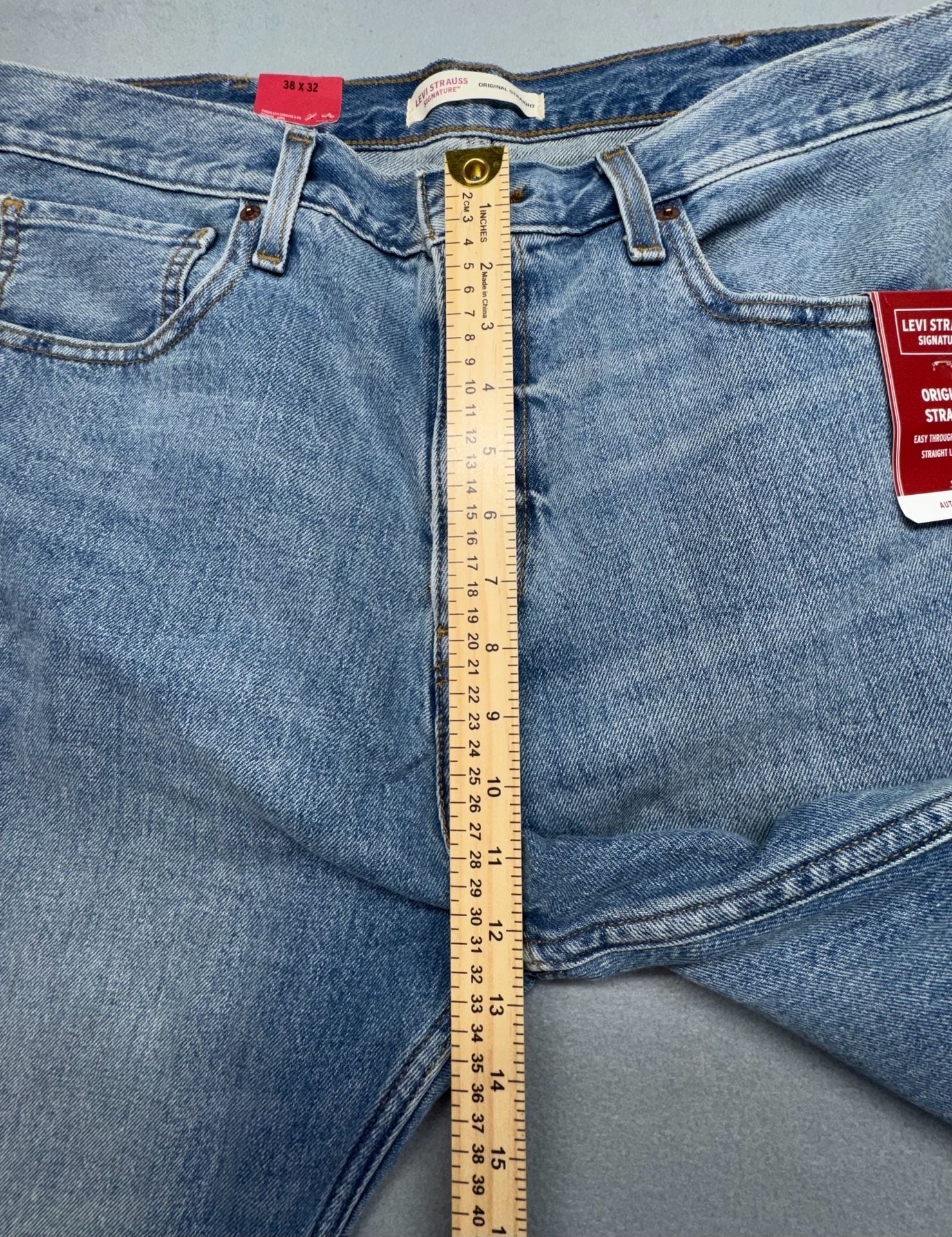 Levi Strauss Signature Original Straight Jeans 38x32 Light Wash 9
