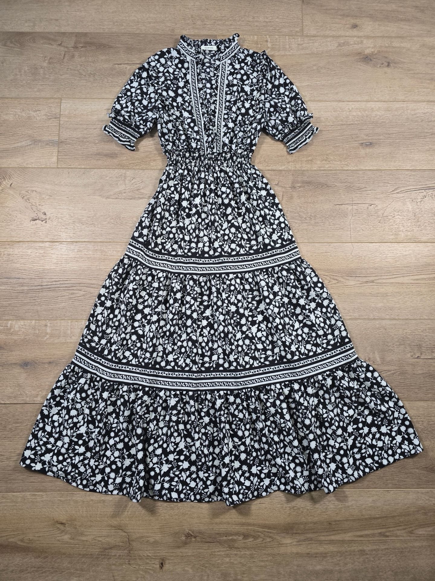 Max Studio Floral Tiered Maxi Dress Black White Smocked Waist Size M Est 3
