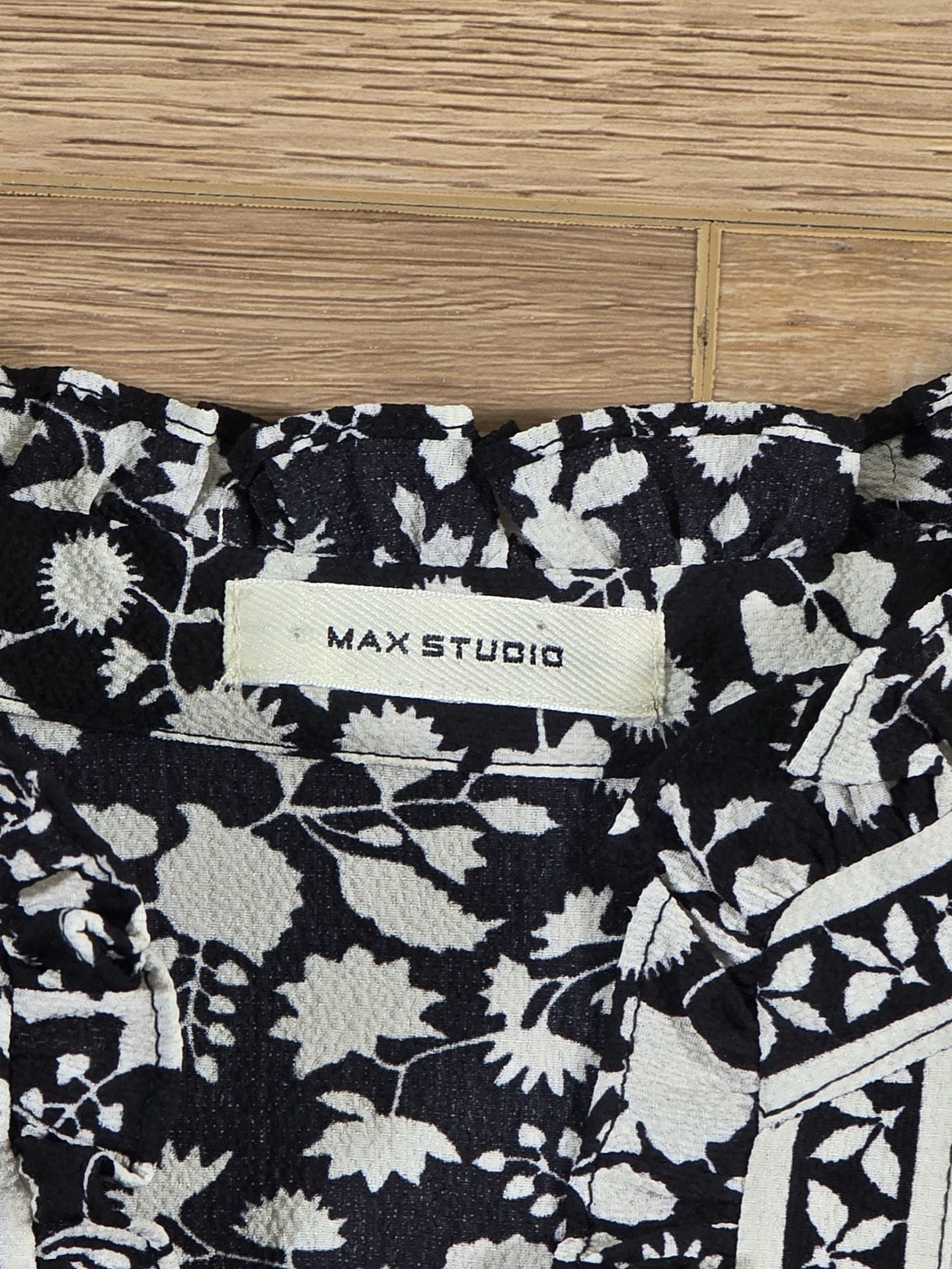 Max Studio Floral Tiered Maxi Dress Black White Smocked Waist Size M Est 6