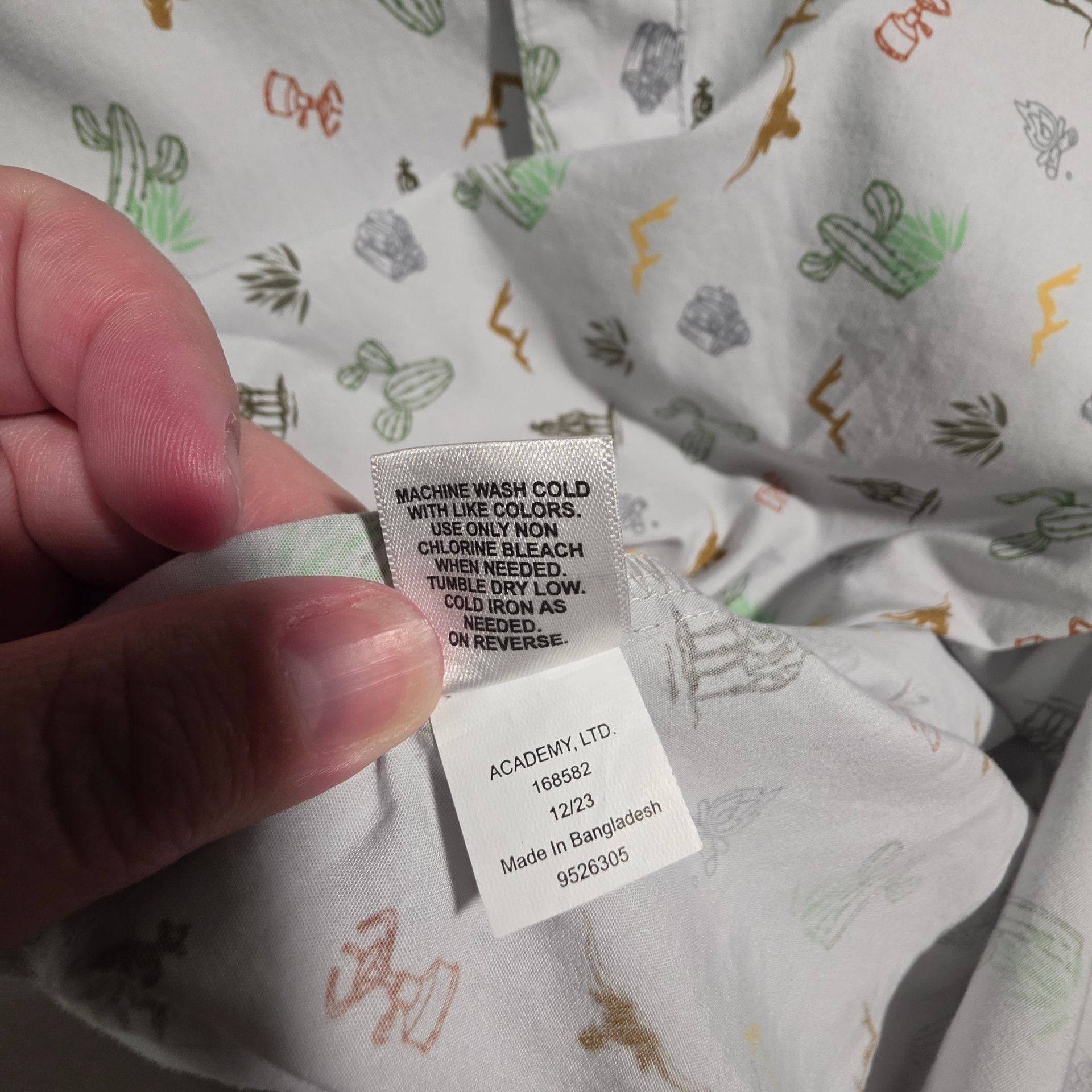 Magellan Outdoors Classic Fit Short Sleeve Shirt XL Cactus Print 7
