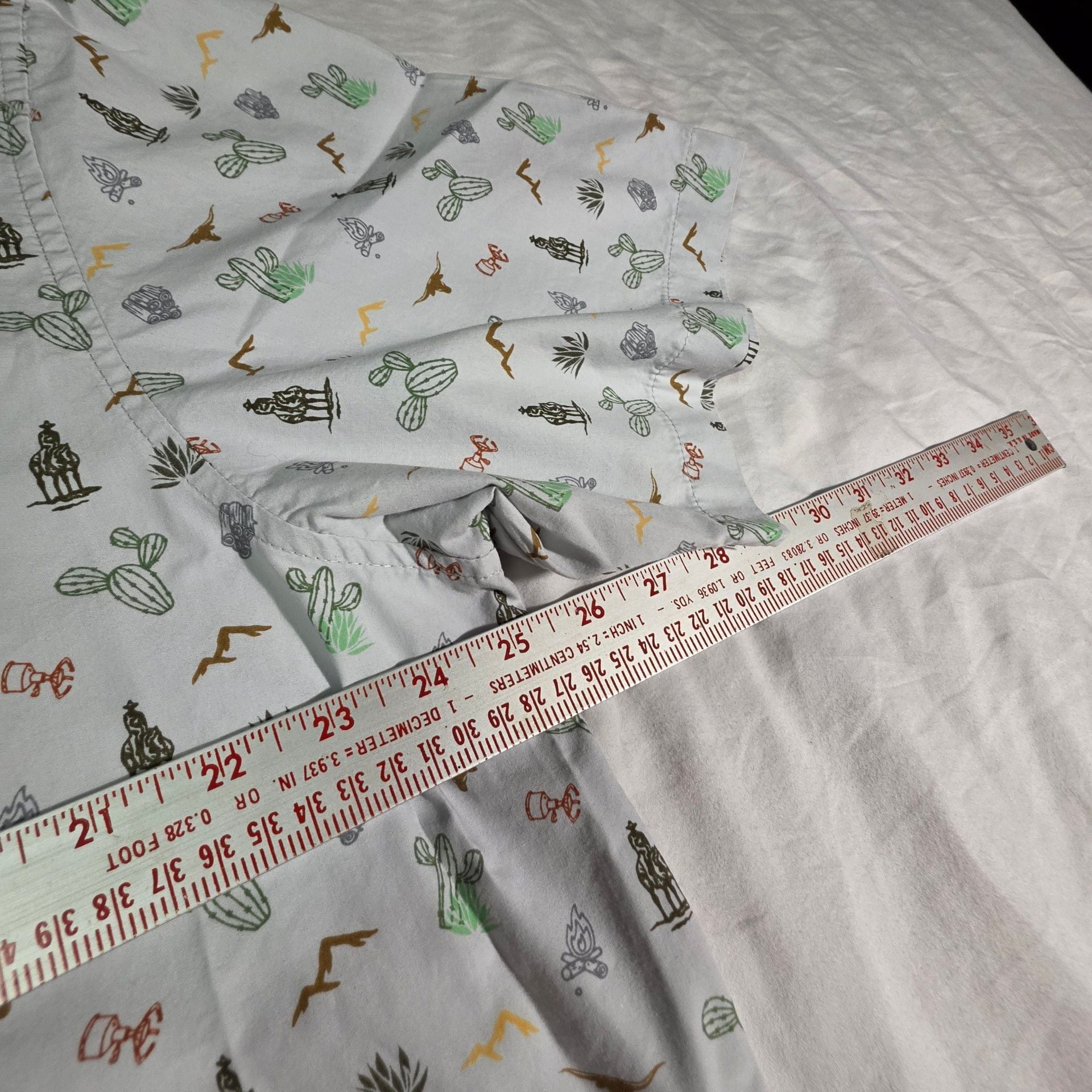 Magellan Outdoors Classic Fit Short Sleeve Shirt XL Cactus Print 8