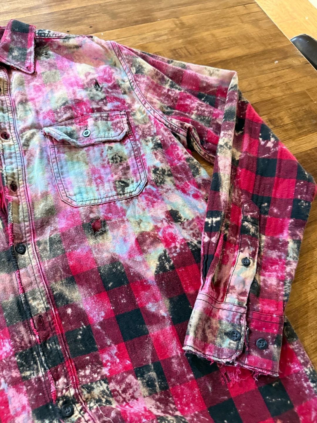 A Rare Bird Flannel Shirt Size M Red Black Bleach Wash Distressed (b1) 6