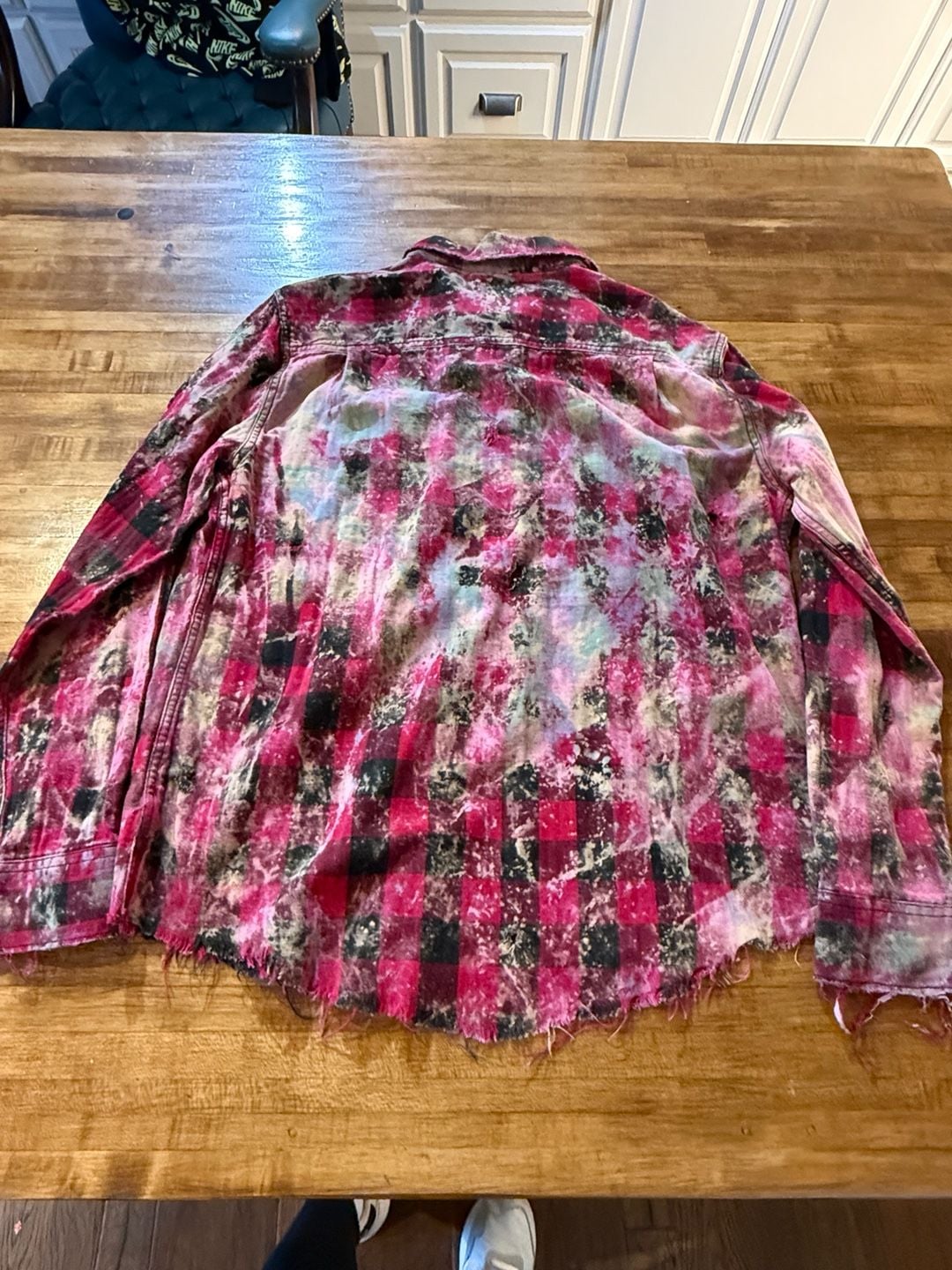 A Rare Bird Flannel Shirt Size M Red Black Bleach Wash Distressed (b1) 8