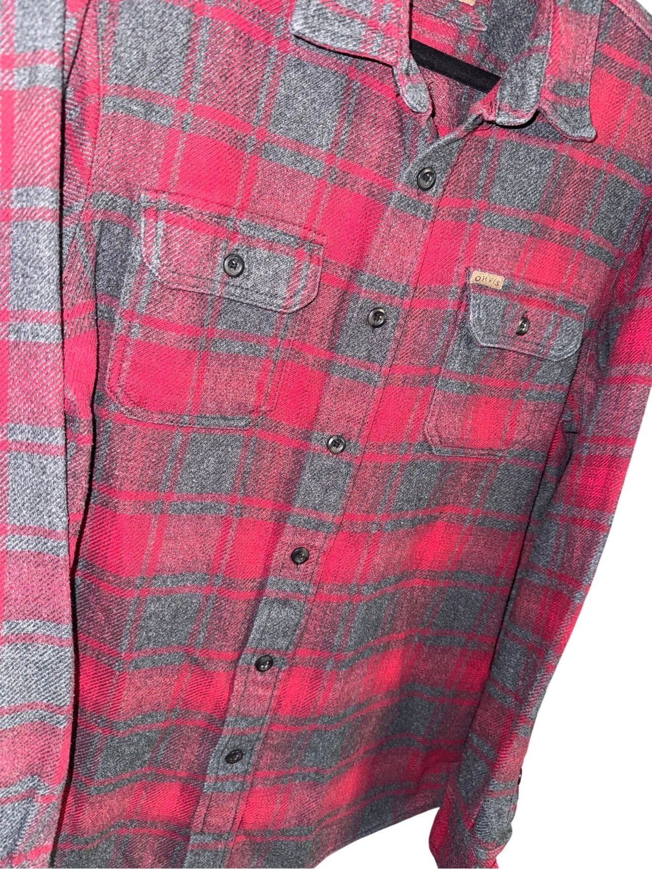 Orvis Men's XL Heavyweight Flannel Shirt
Red and Dark Plaid Button Front 5