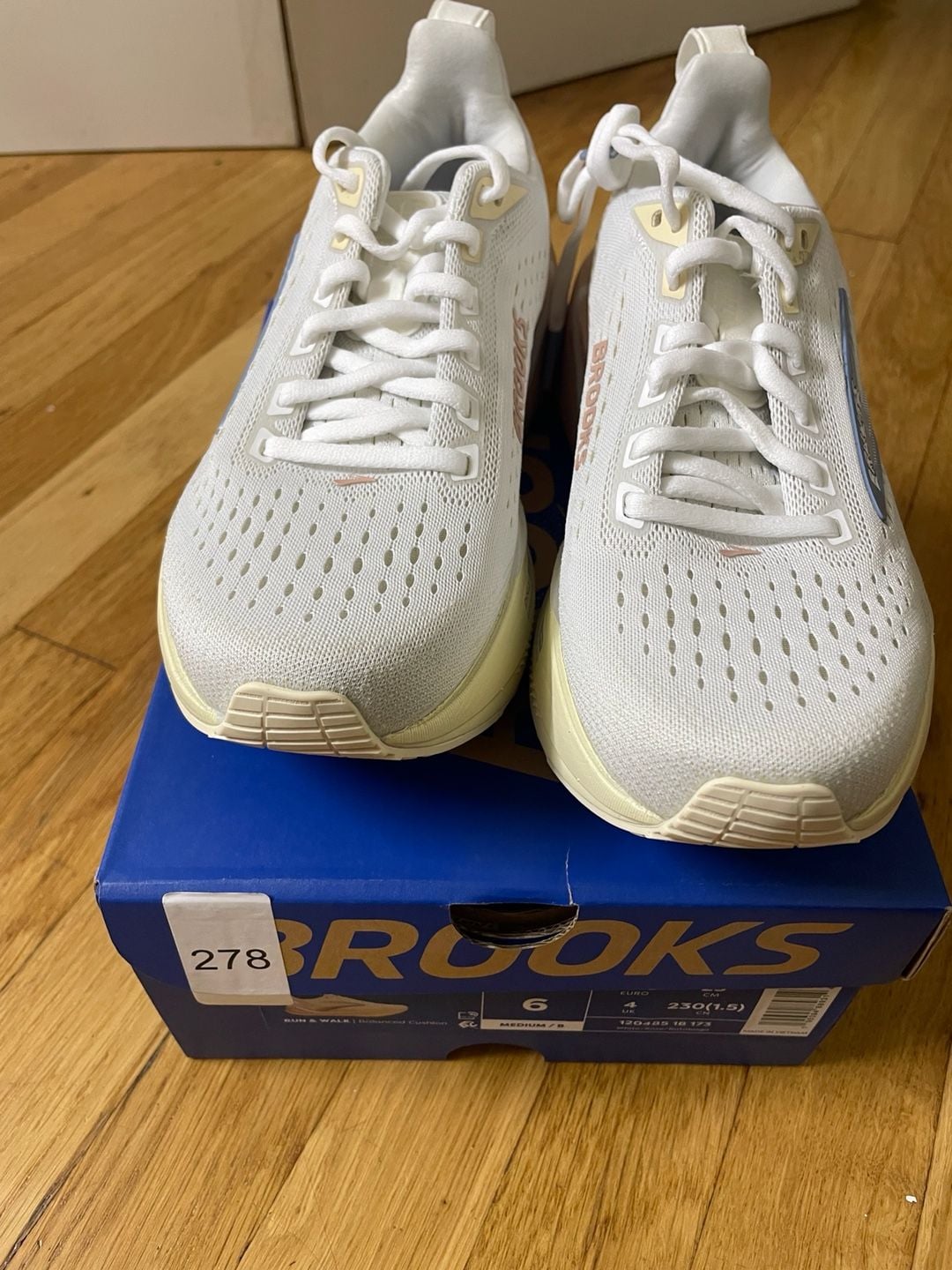 Brooks Ghost Max 4 3