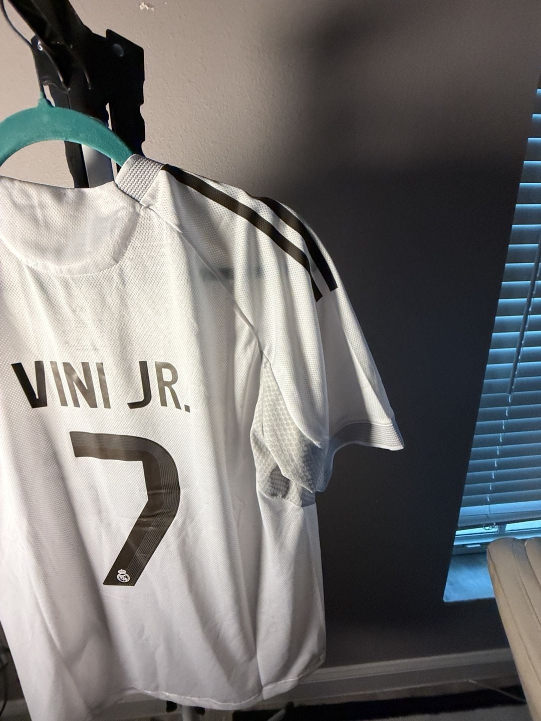 Adidas Real Madrid Vini Jr. 7 Jersey Size L White 10