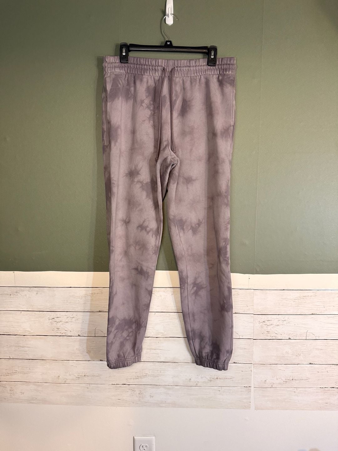 Aritzia TNA Sweatpants Size M Purple Tie Dye Joggers 2