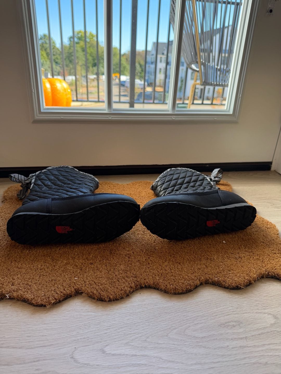 The North Face Nuptse Puffer Boots Black 7