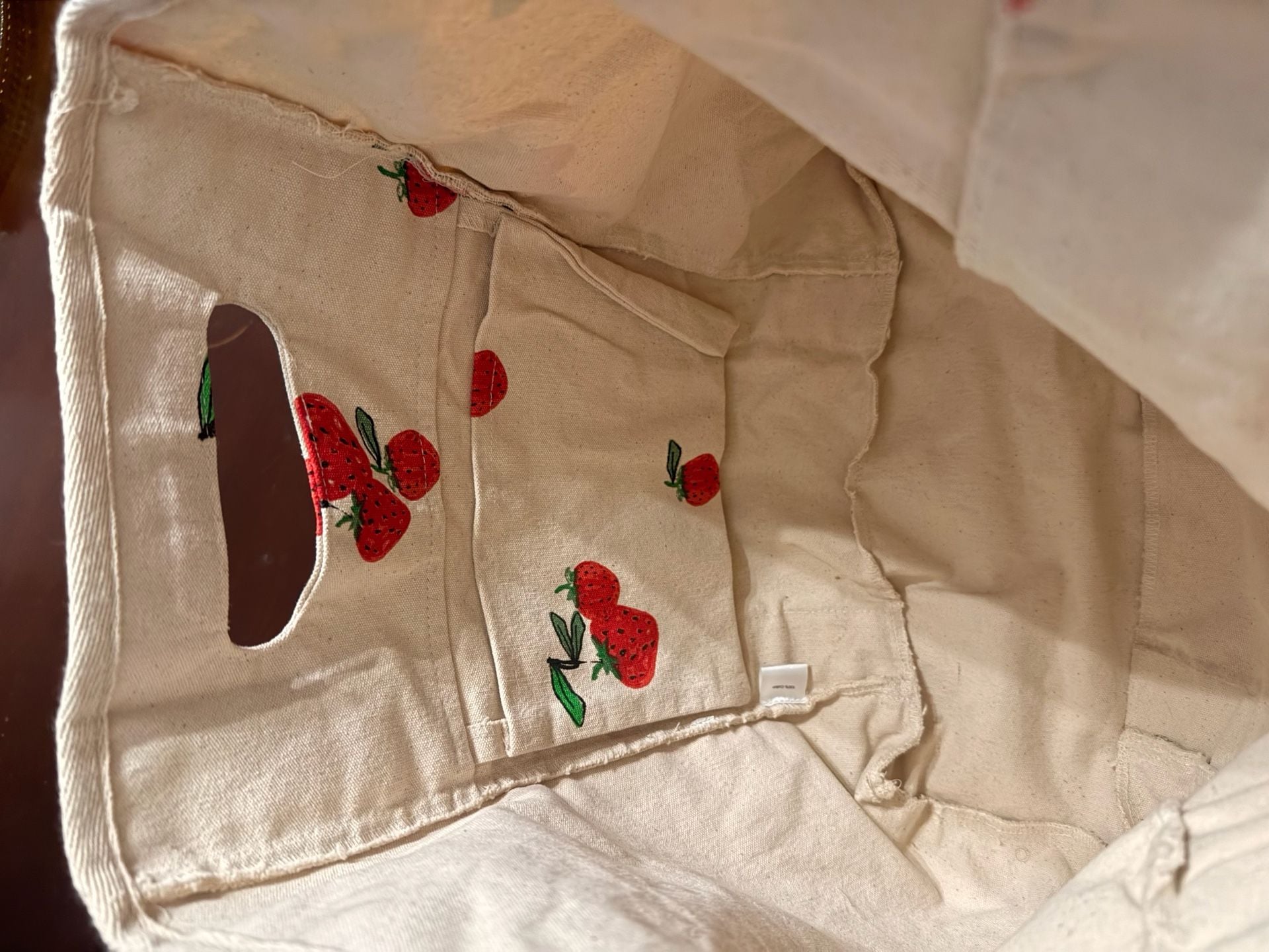 Unbranded Strawberry Print Canvas Tote Bag Multi Pocket Cream 3