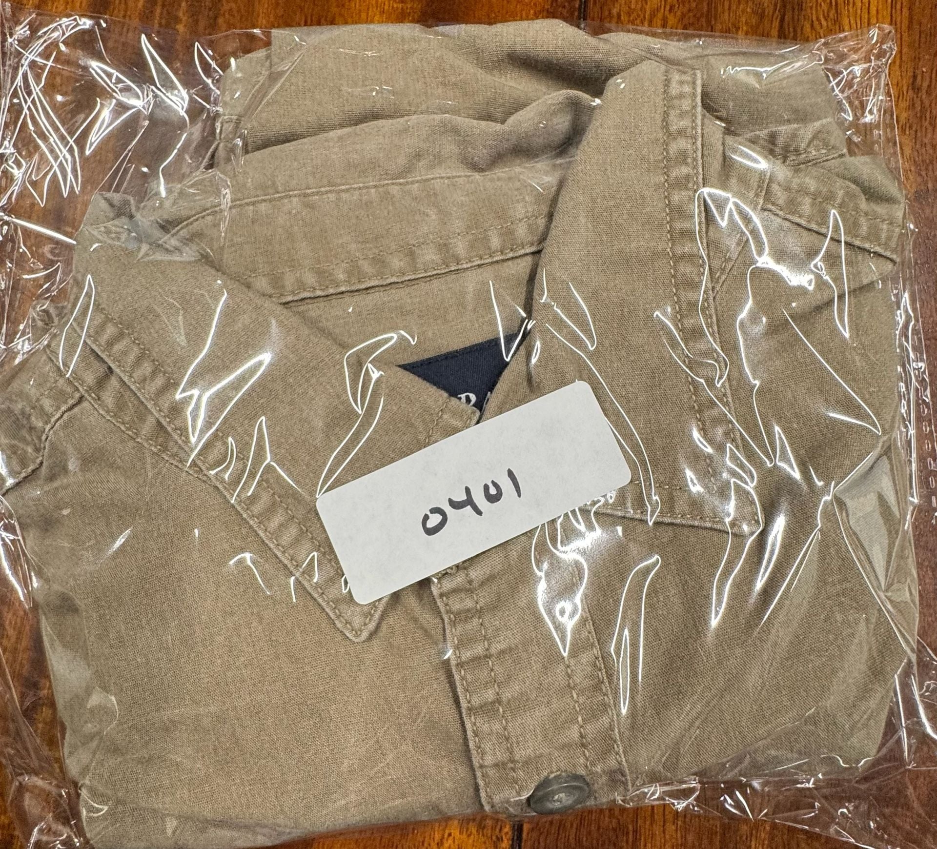 St. John’s Bay Long Sleeve Button Down Shirt Size L Cotton Utility 9