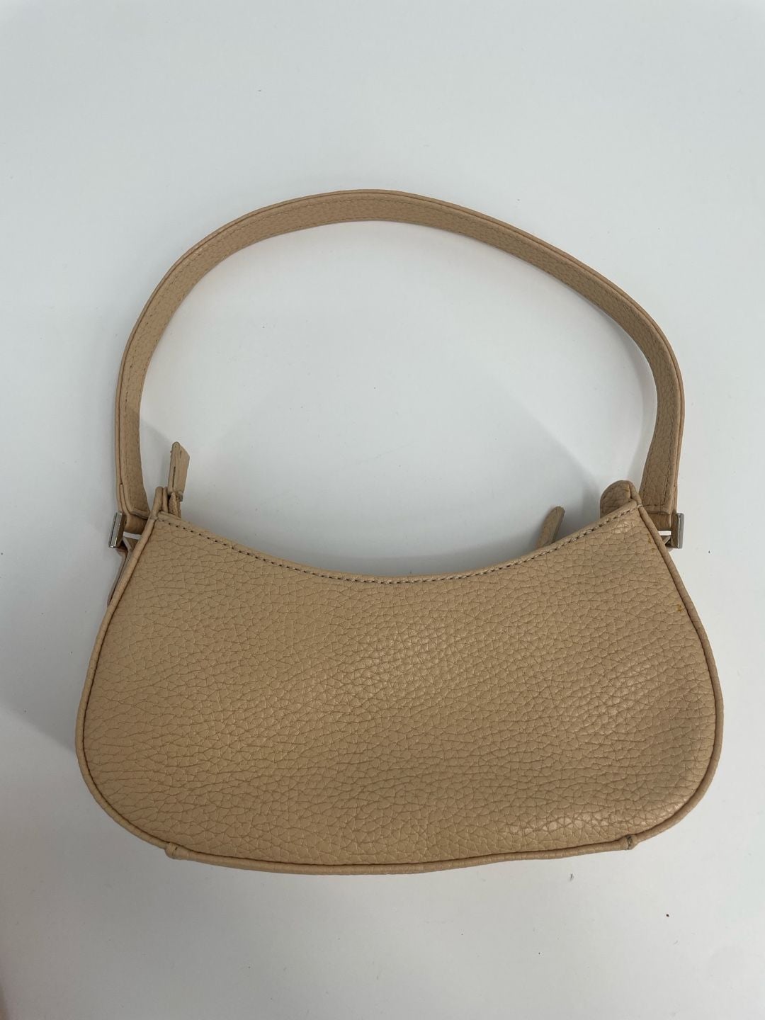 Liz Claiborne Accessories Beige Pebbled Leather Shoulder Bag 7