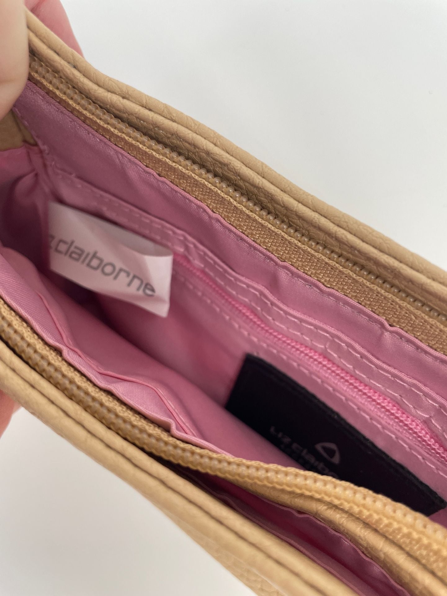 Liz Claiborne Accessories Beige Pebbled Leather Shoulder Bag 4