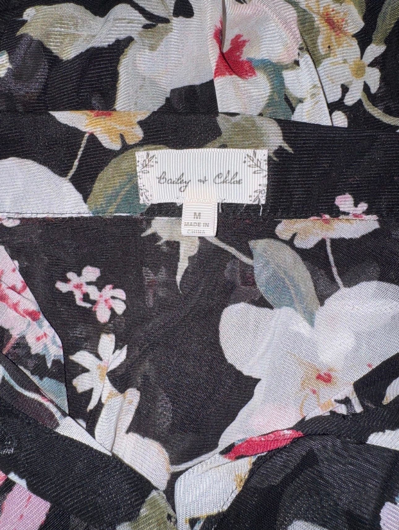 Baily & Chloe Button-Down Shirt Size M Black Floral Mesh 3