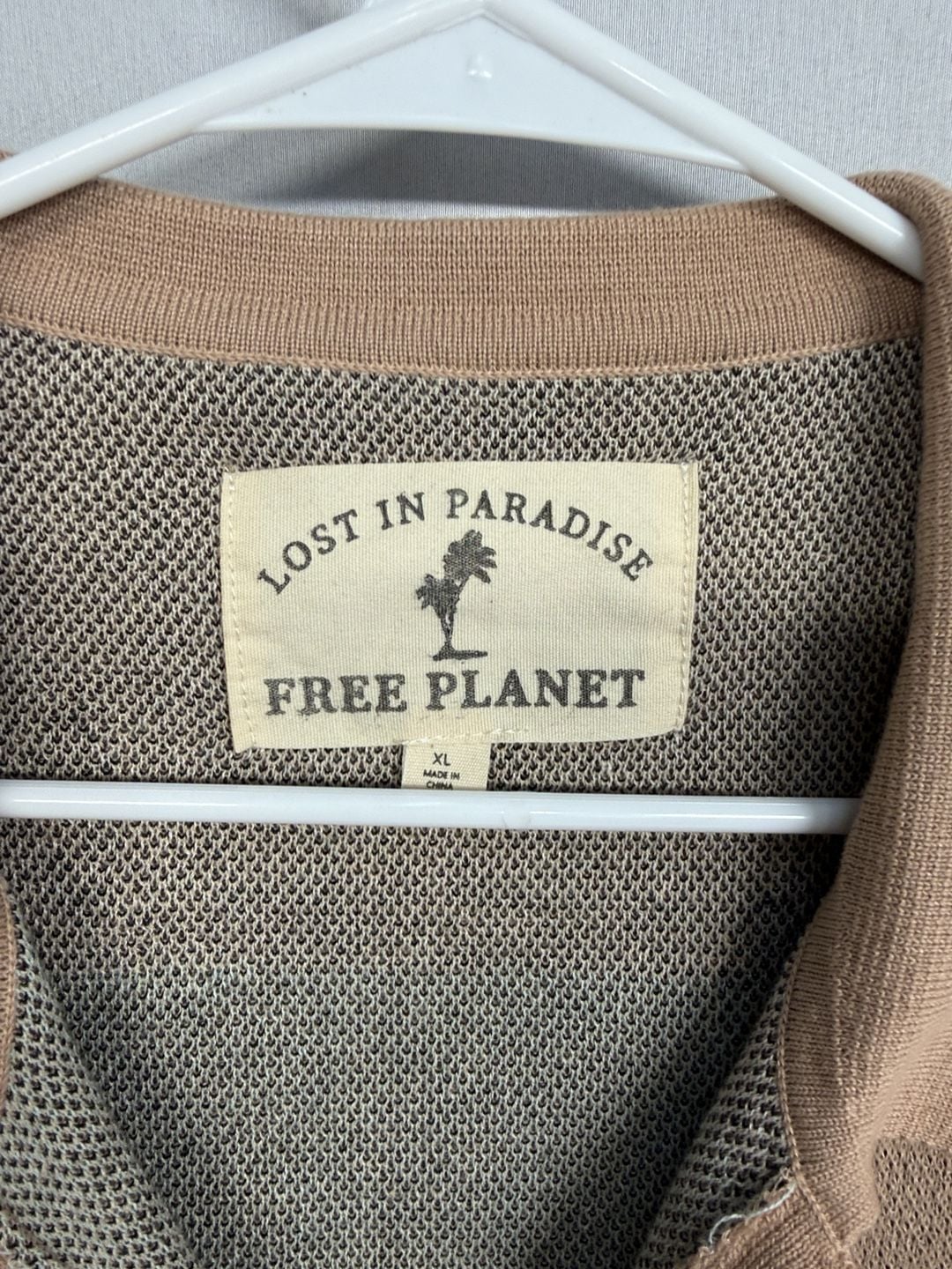 Free Planet Lost In Paradise Knit Polo Shirt Size XL Tan Graphic Graphic 3