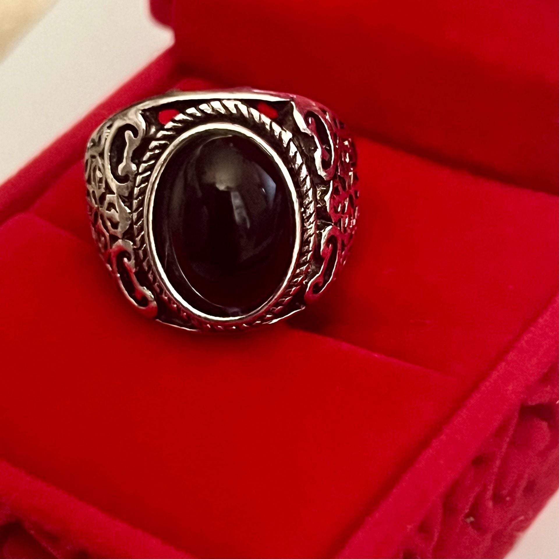 Vintage Natural Black Oval Onyx Stainless Steel
Open Ring Size 9 2