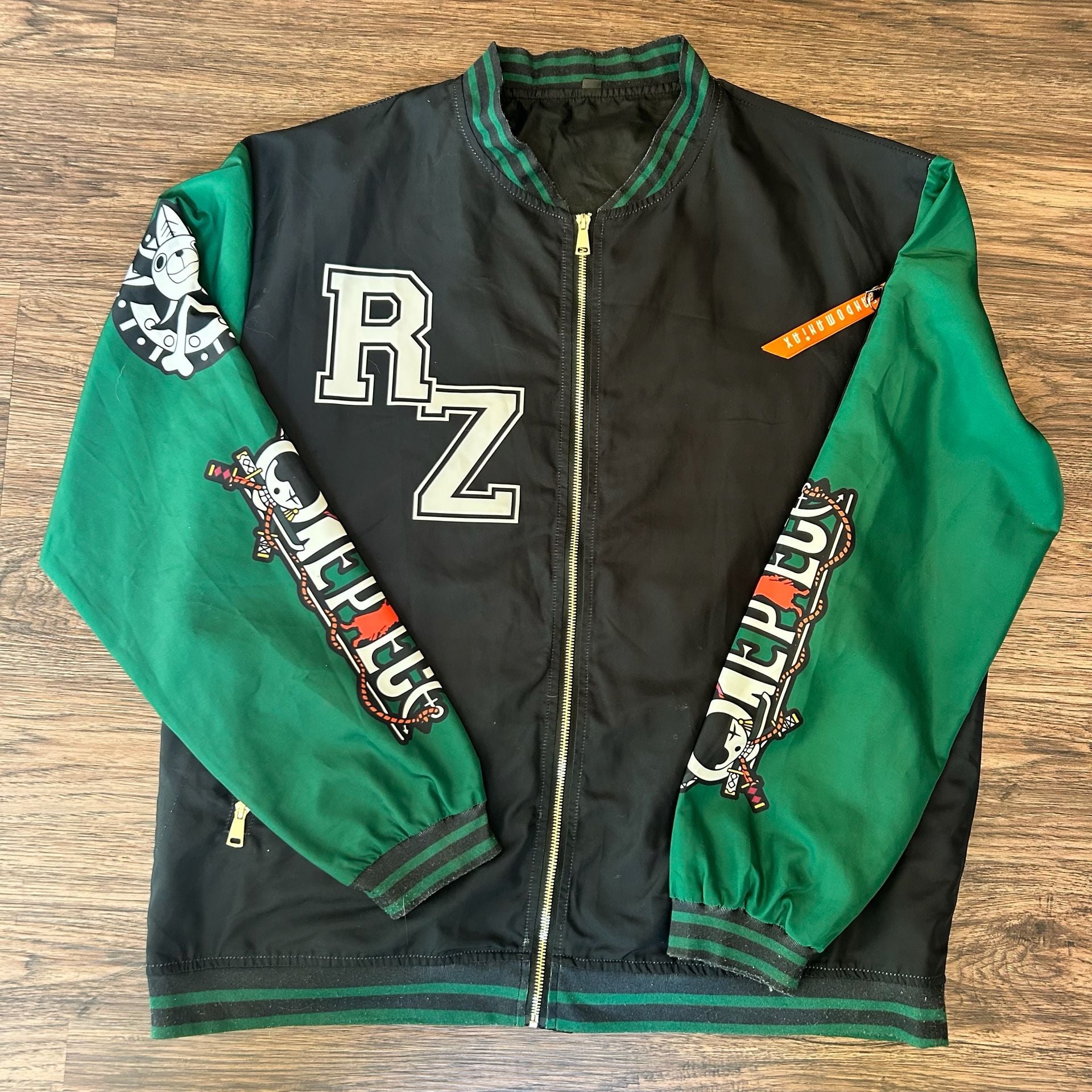 Fandomaniax One Piece Roronoa Zoro Bomber Jacket Men size XL 2