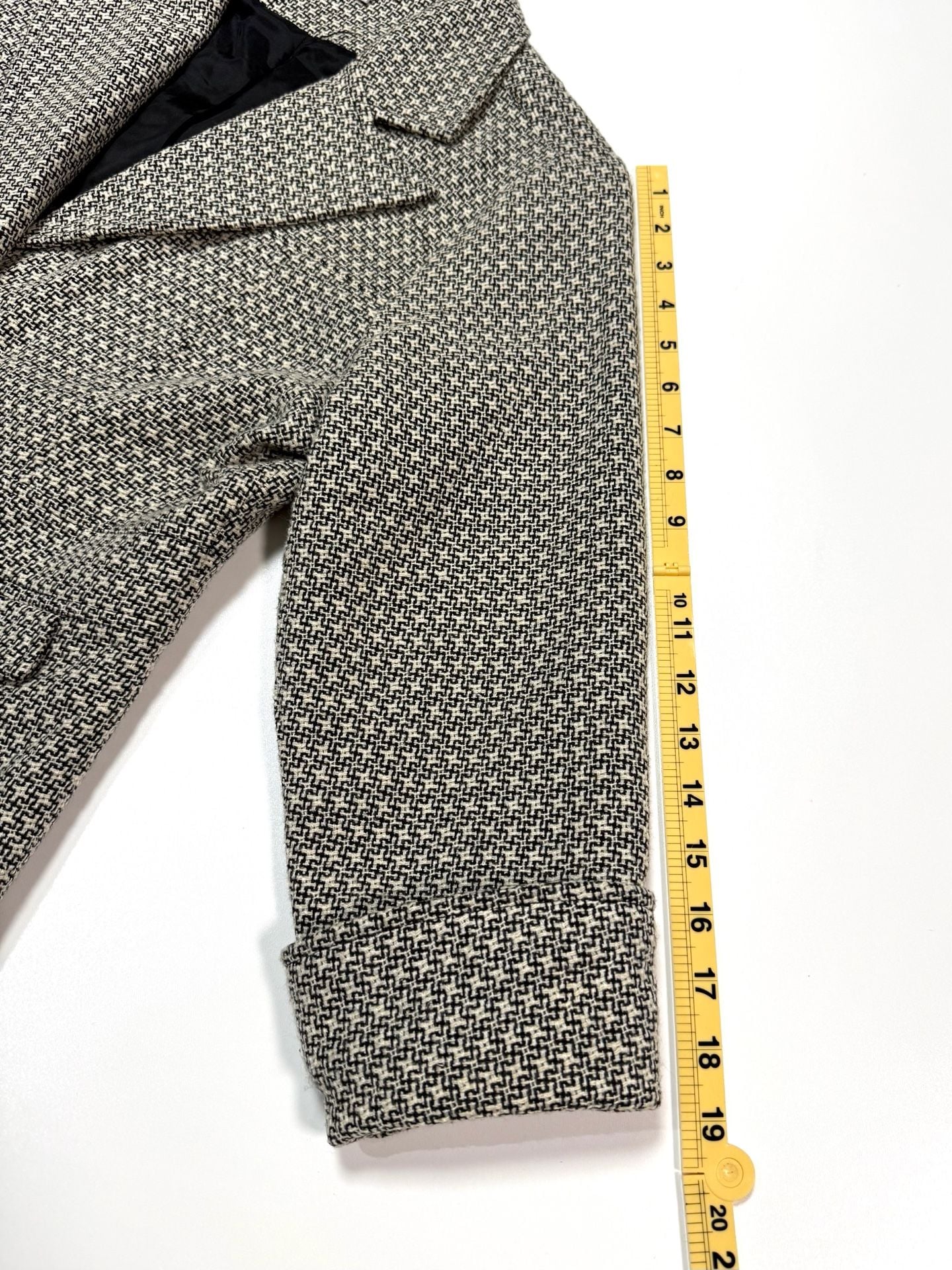 Ann Trinity Women's Blazer Size M Old Money Dark Academia Preppy Heritage Y2K Black Cream Houndstooth Tweed Peplum 3/4 Sleeve Cuffed Button Front Lined 8