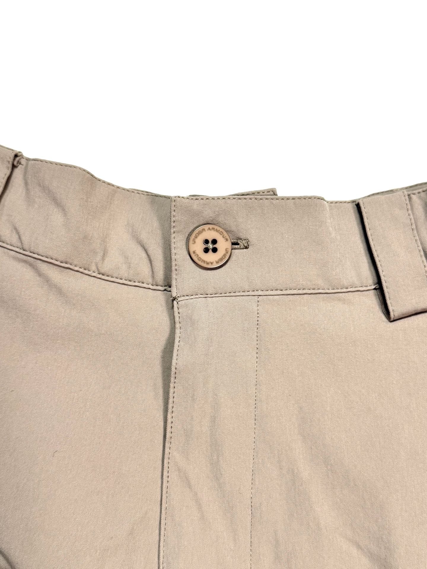 Under Armour Men's Shorts Size 36 Preppy Golfcore Country Club Old Money Quiet Luxury Y2K Khaki Tan Golf Chino Flat Front Performance Stretch Nylon 6