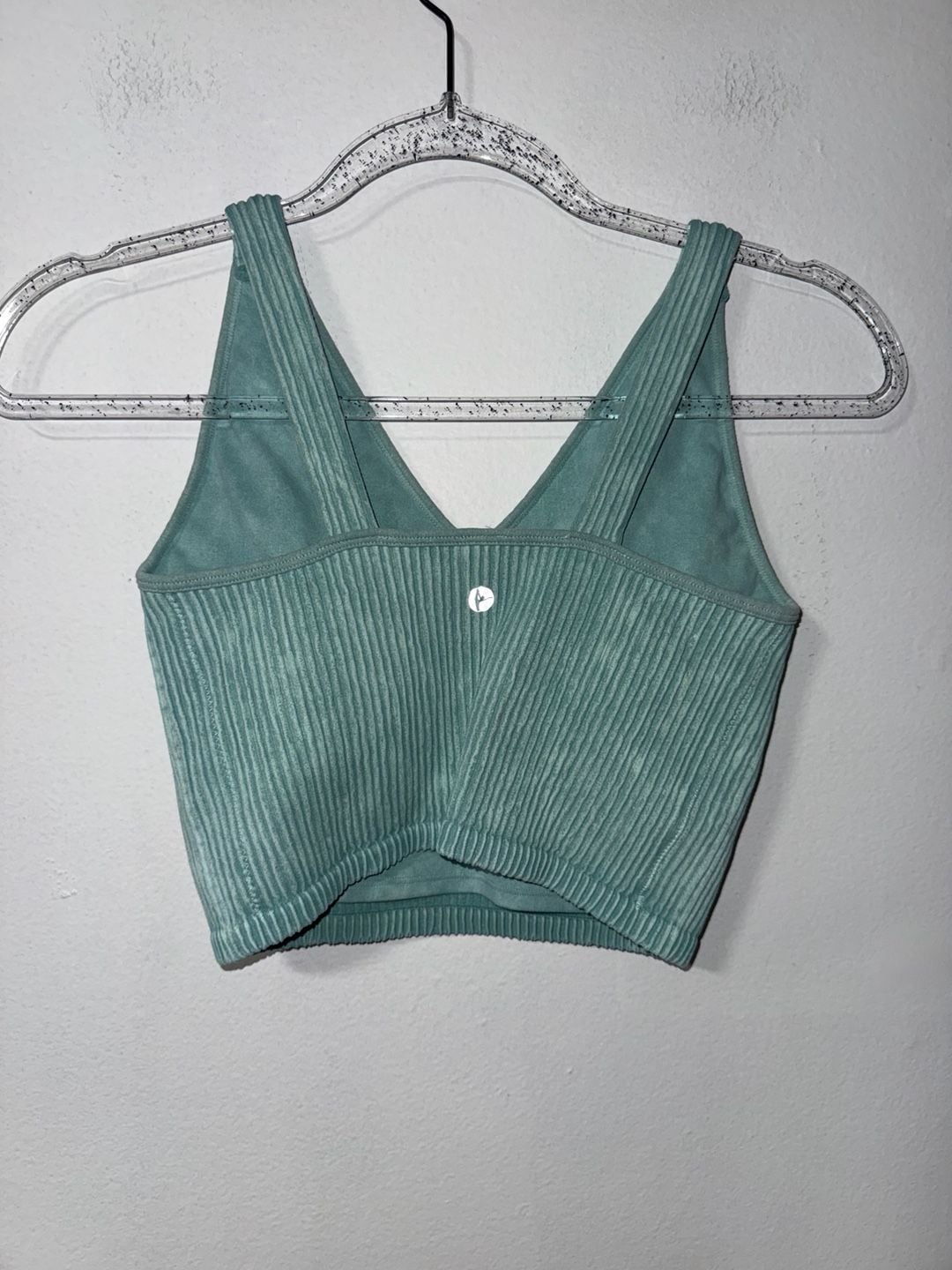 Innvicta Activewear Ribbed V-Neck Crop Tank Top Green 3