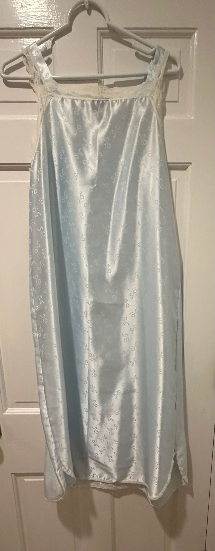 Nicole 2 pc set coquette Vintage Light Blue Satin Lace Nightgown & Dressing Robe 3
