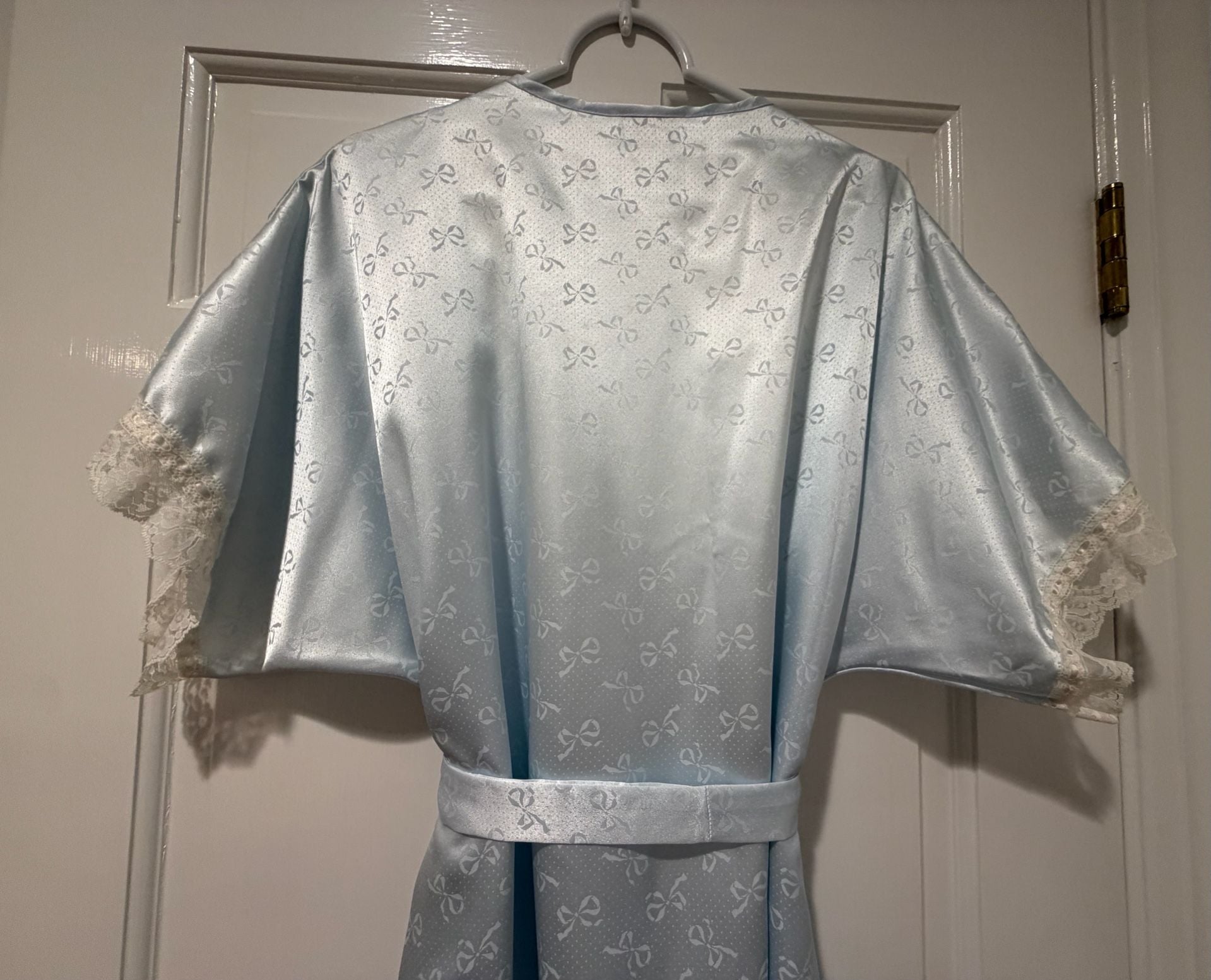 Nicole 2 pc set coquette Vintage Light Blue Satin Lace Nightgown & Dressing Robe 14