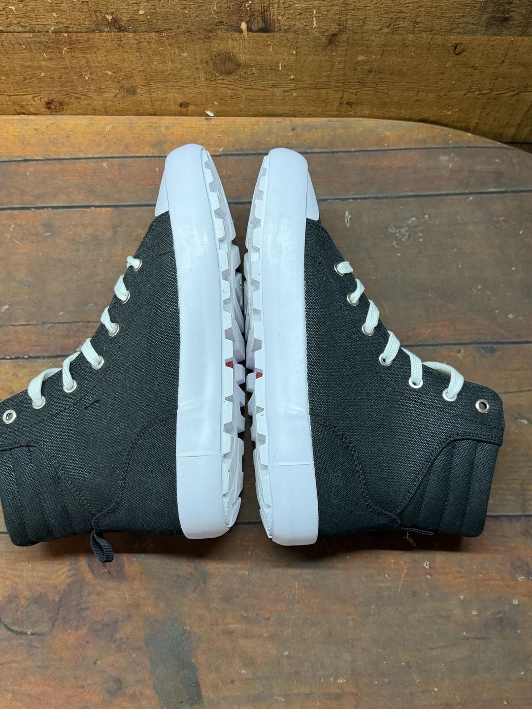 Levi's Womens Olivia II ct cvs Casual Lace Up Hightop Sneaker Shoe 8.5 6