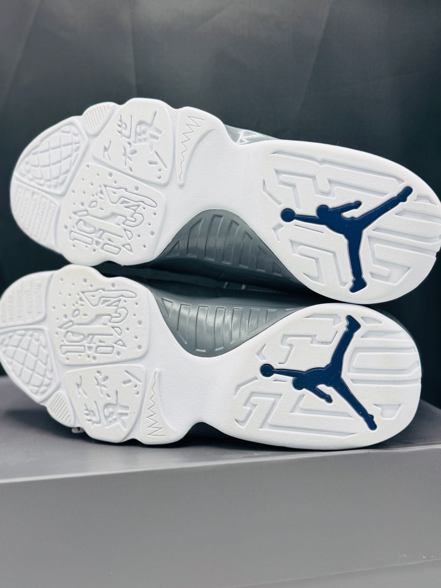 Air Jordan 9 Retro Size 11 White French Blue Flint Grey Used 1X HV4794-100 8